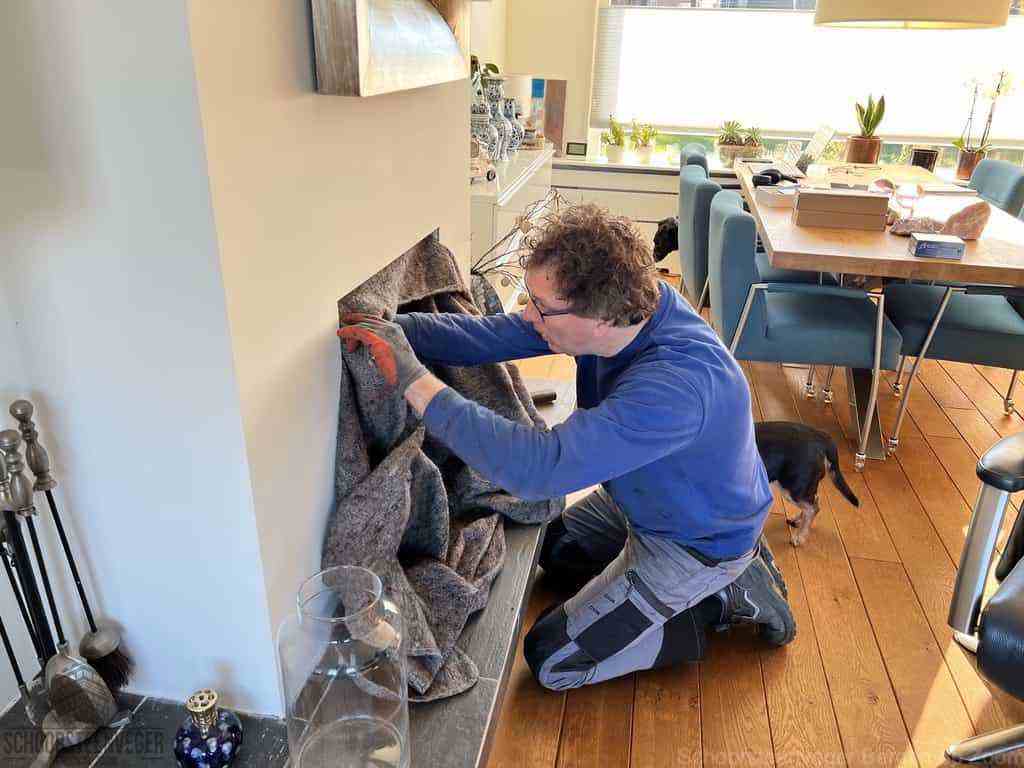 Schouwveger Bergen op Zoom kleed schoorsteenreiniger Schouwveger Bergen op Zoom kleed schoorsteenreiniger
